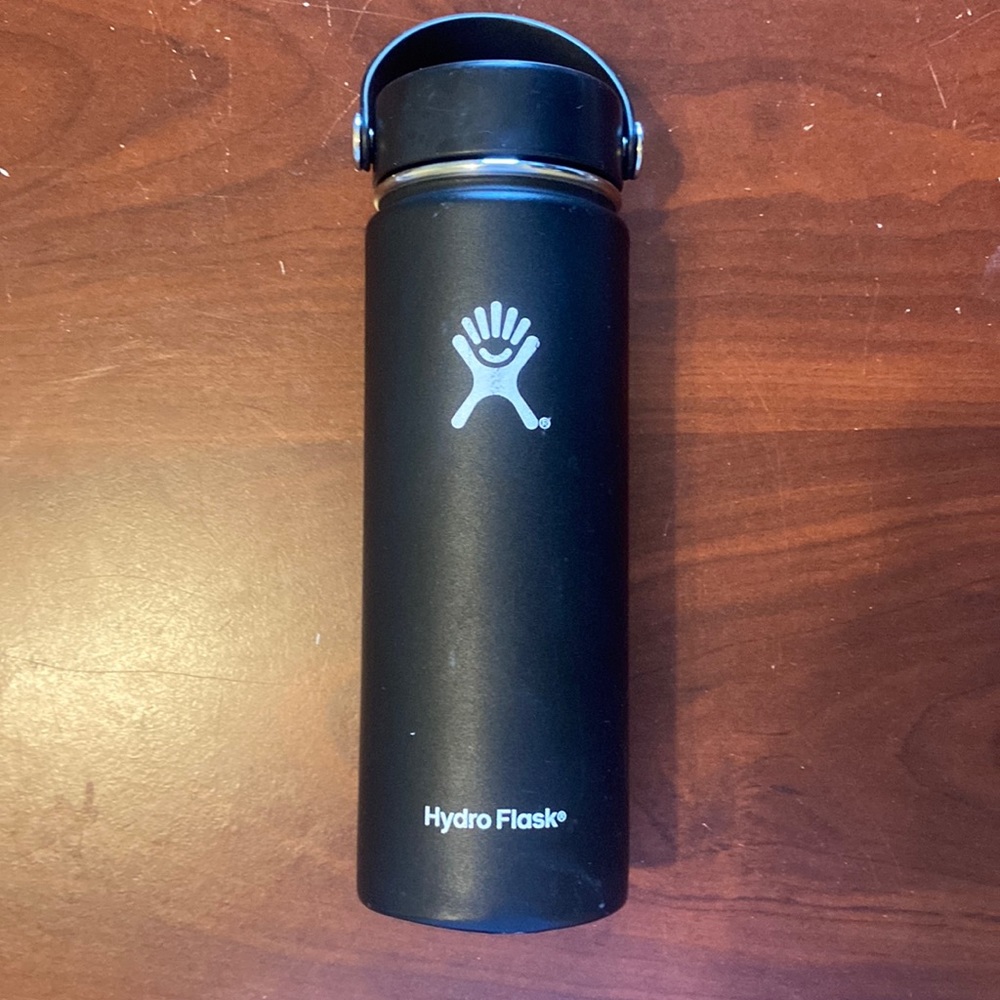 black 20oz hydroflask